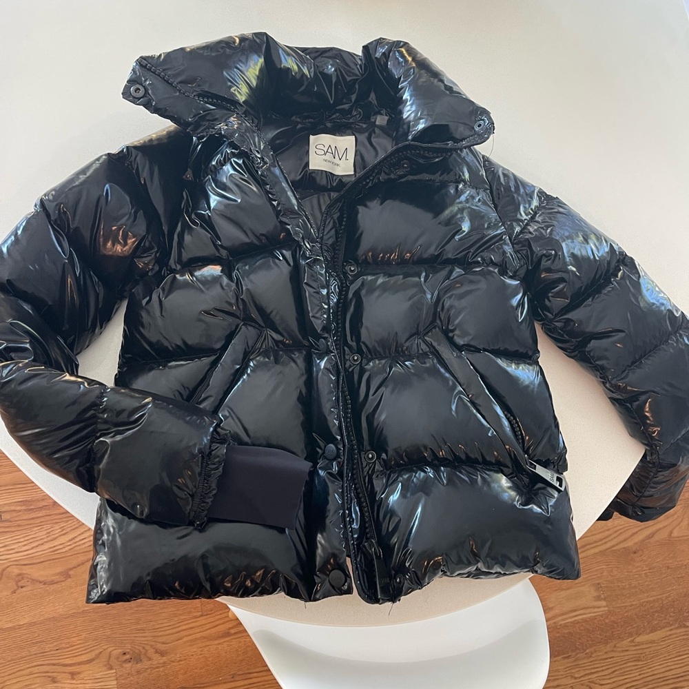Women’s SAM winter jacket. Barely worn. Almost new.